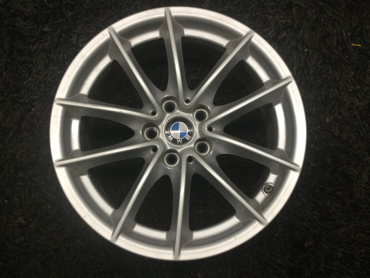 BMW6868217 - Rīgas Riepu Centrs